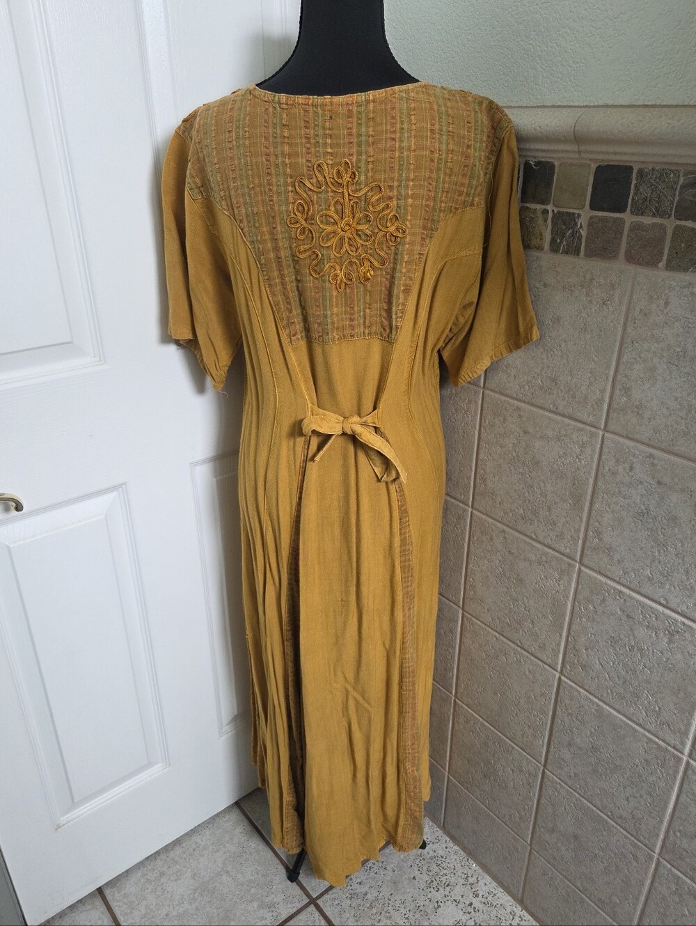 Vintage Mustard Embroidered Plaid Maxi Dress With A Belt In Back Bohemian - Picture 8 of 15